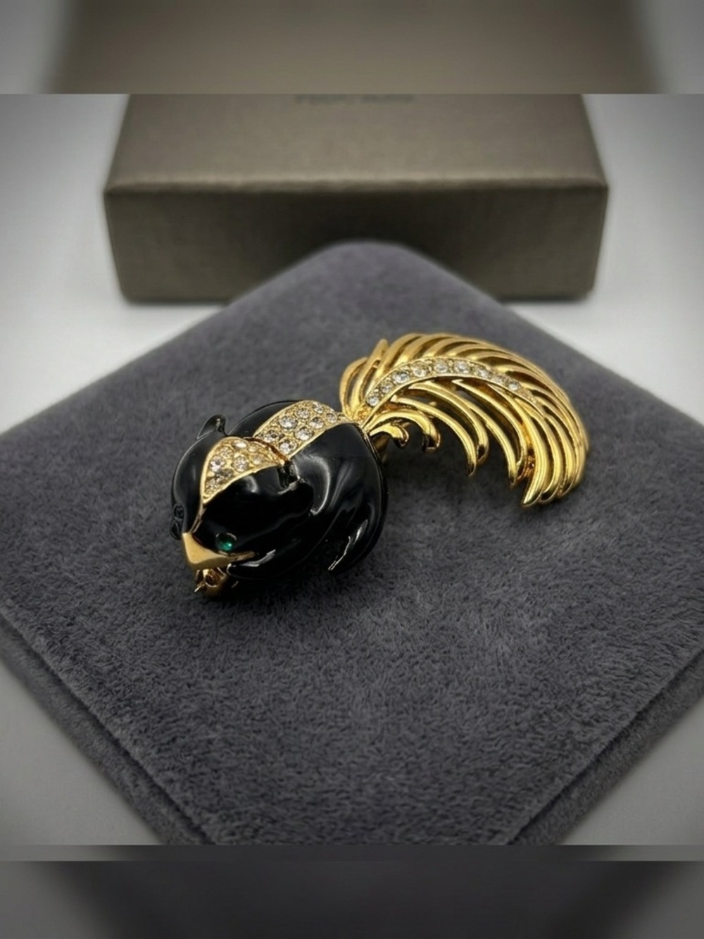 Vintage Skunk Enamel Rhinestone  Brooch Whimsical